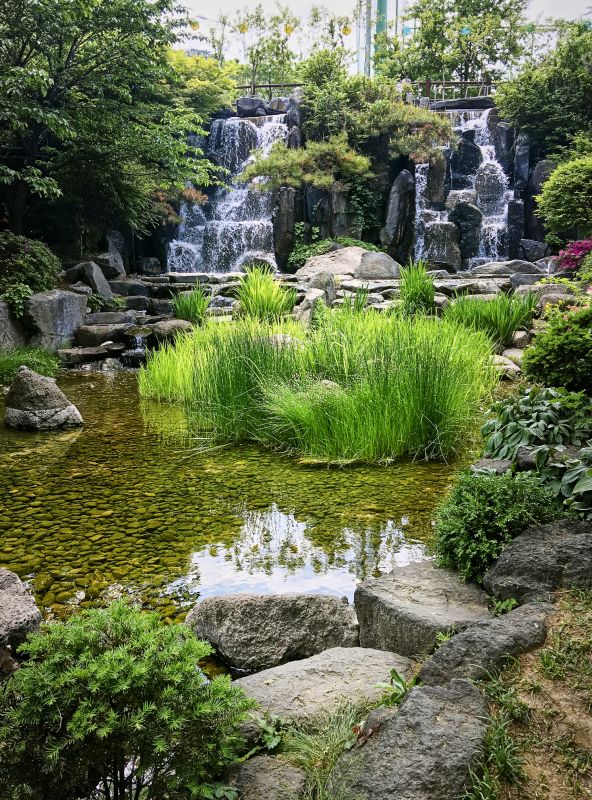 Waterfall Service in Honolulu, HI